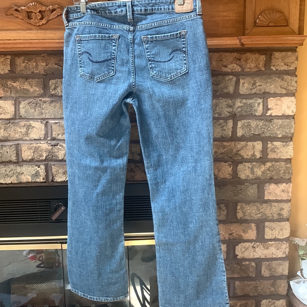 Womens Levi Strauss & co  low rise bootcut stretch jeans size 12 short. - Picture 8 of 10